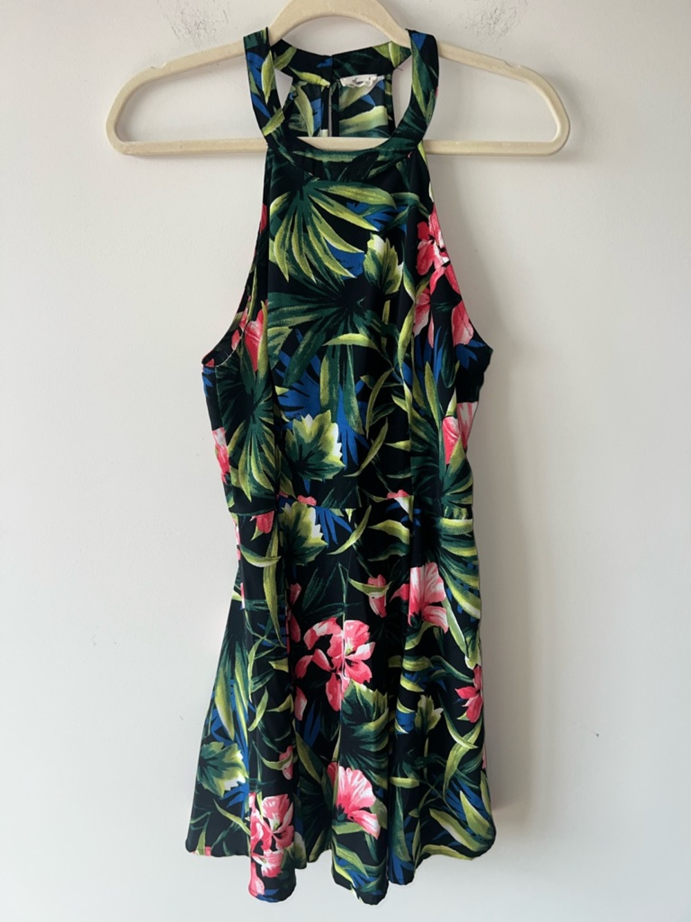 Hollister Women's Skater Summer Halter Dress Floral Peek A Boo Back Sz M